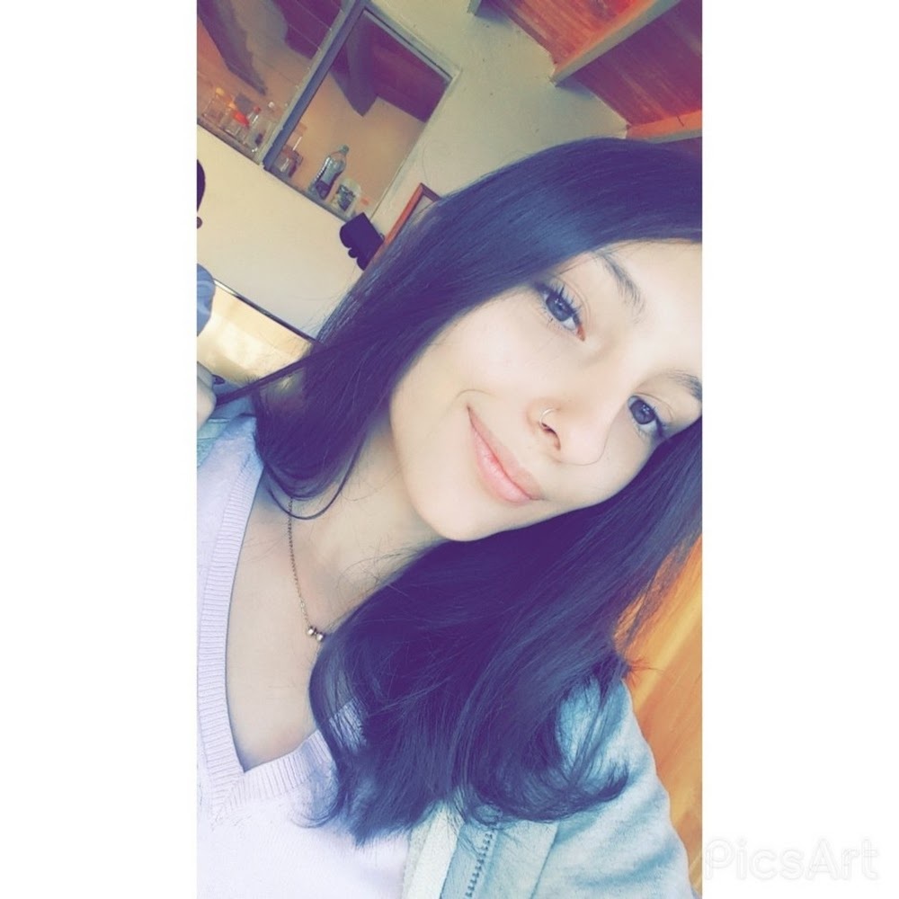 Meet your Posher, Valentina